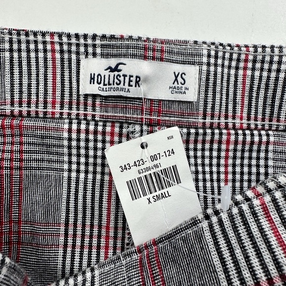 New Hollister Plaid Skirt XS - Picture 2 of 8
